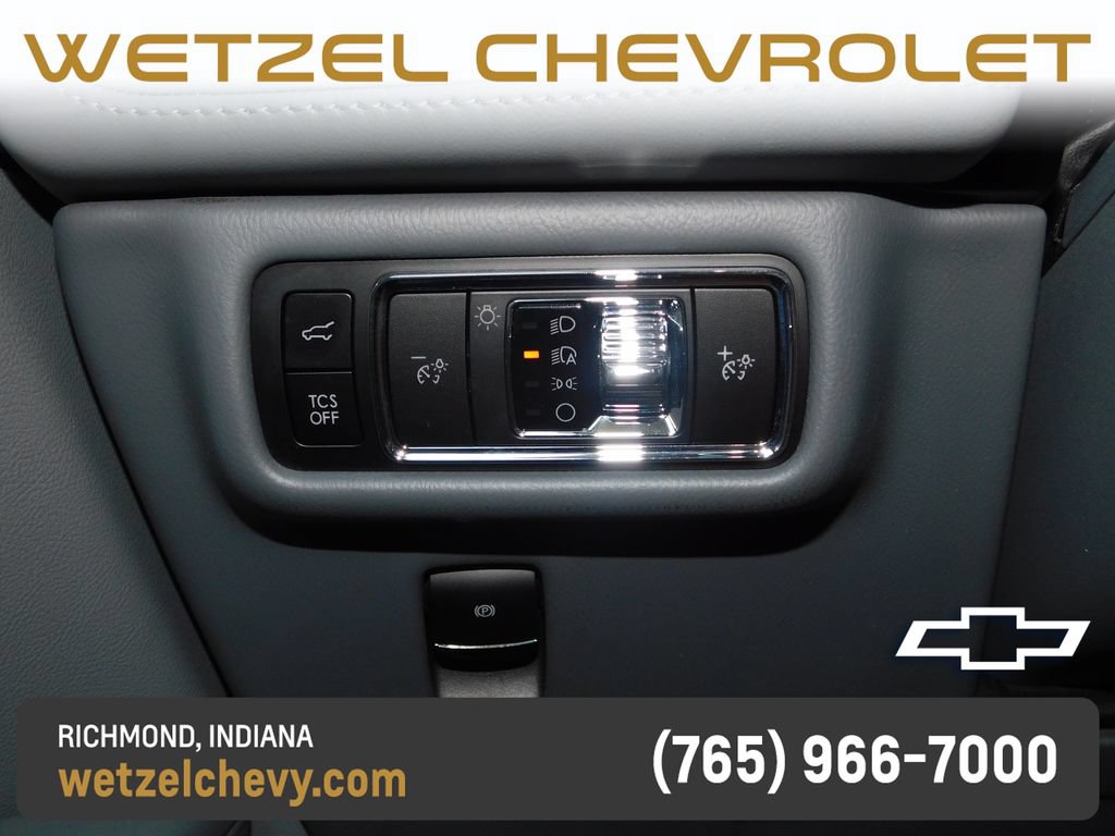 Used 2023 Lincoln Nautilus Reserve AWD/4WD image 30