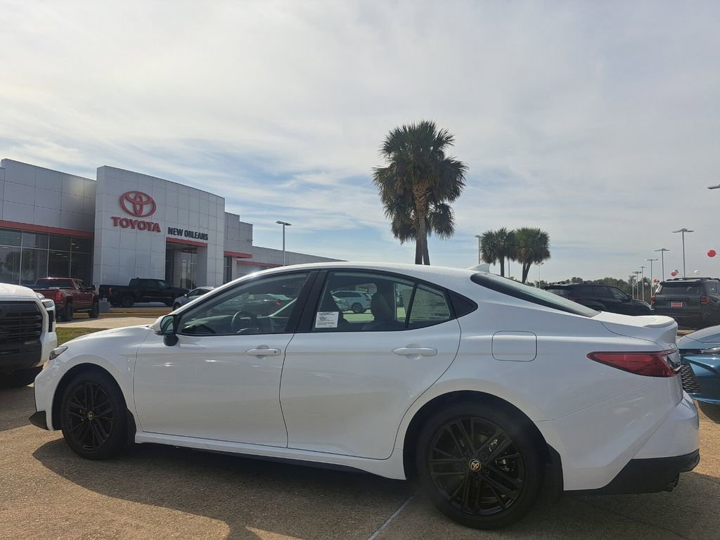 New 2026 Toyota Camry SE image 7