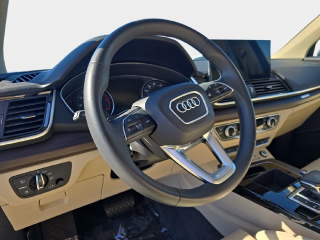 Used 2024 Audi Q5 2.0T Premium AWD/4WD image 19