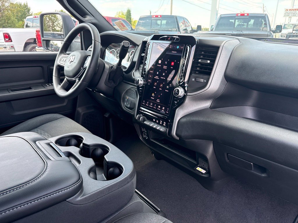 New 2027 RAM 3500 Tradesman AWD/4WD image 24