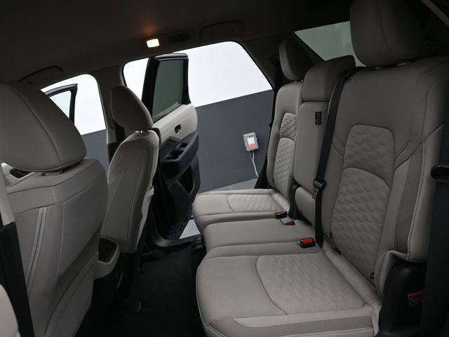Used 2025 Nissan Pathfinder SV image 15
