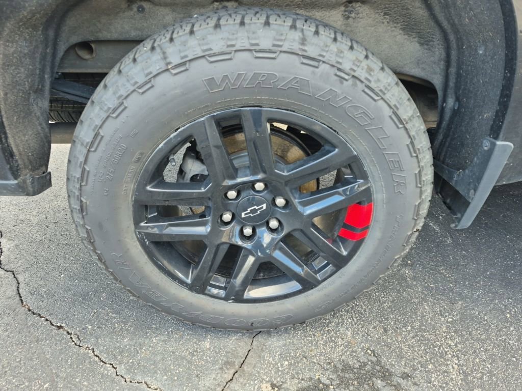 Used 2021 Chevrolet Silverado 1500 RST w/ Redline Edition image 9