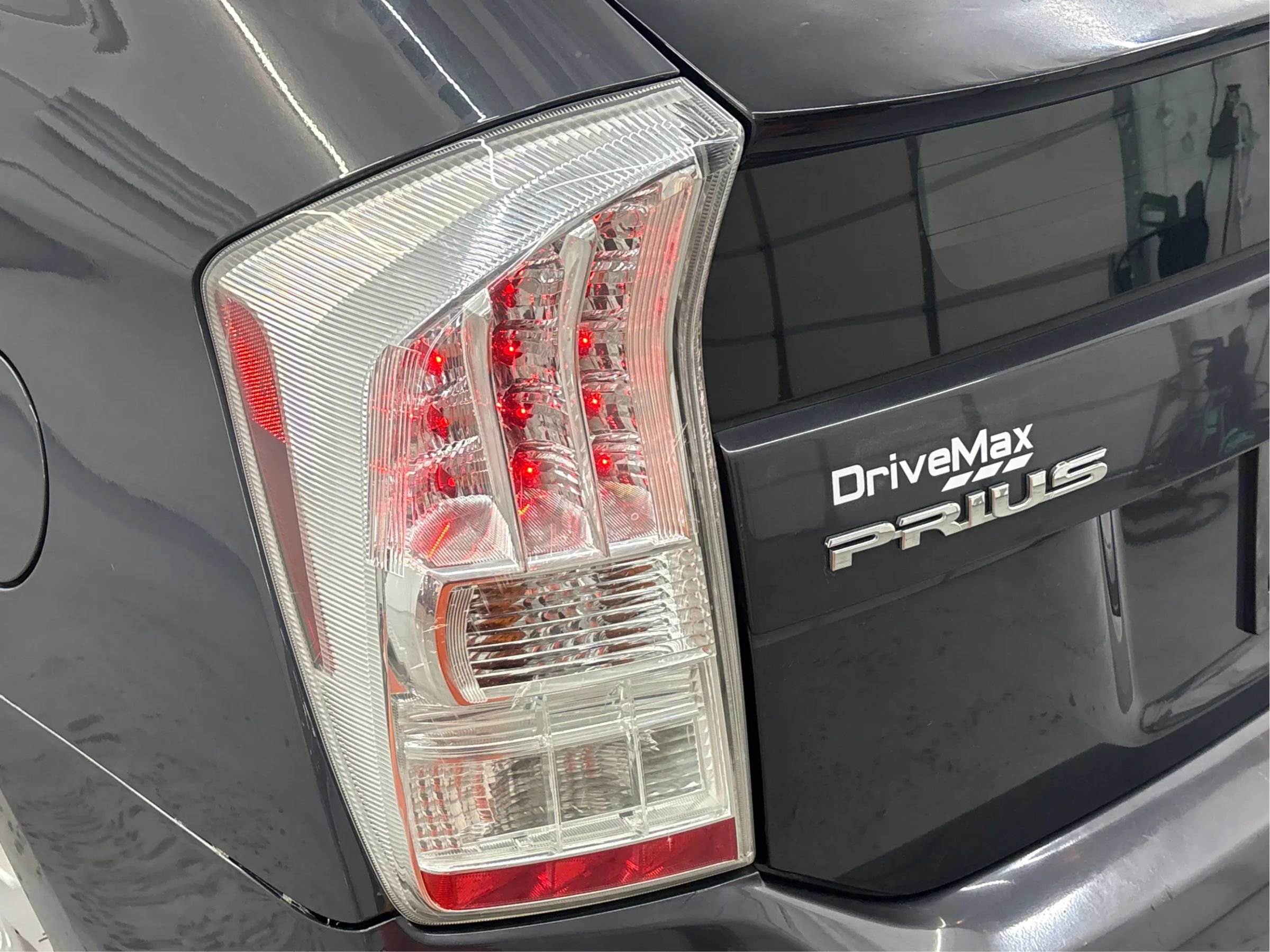 Used 2011 Toyota Prius Two image 31