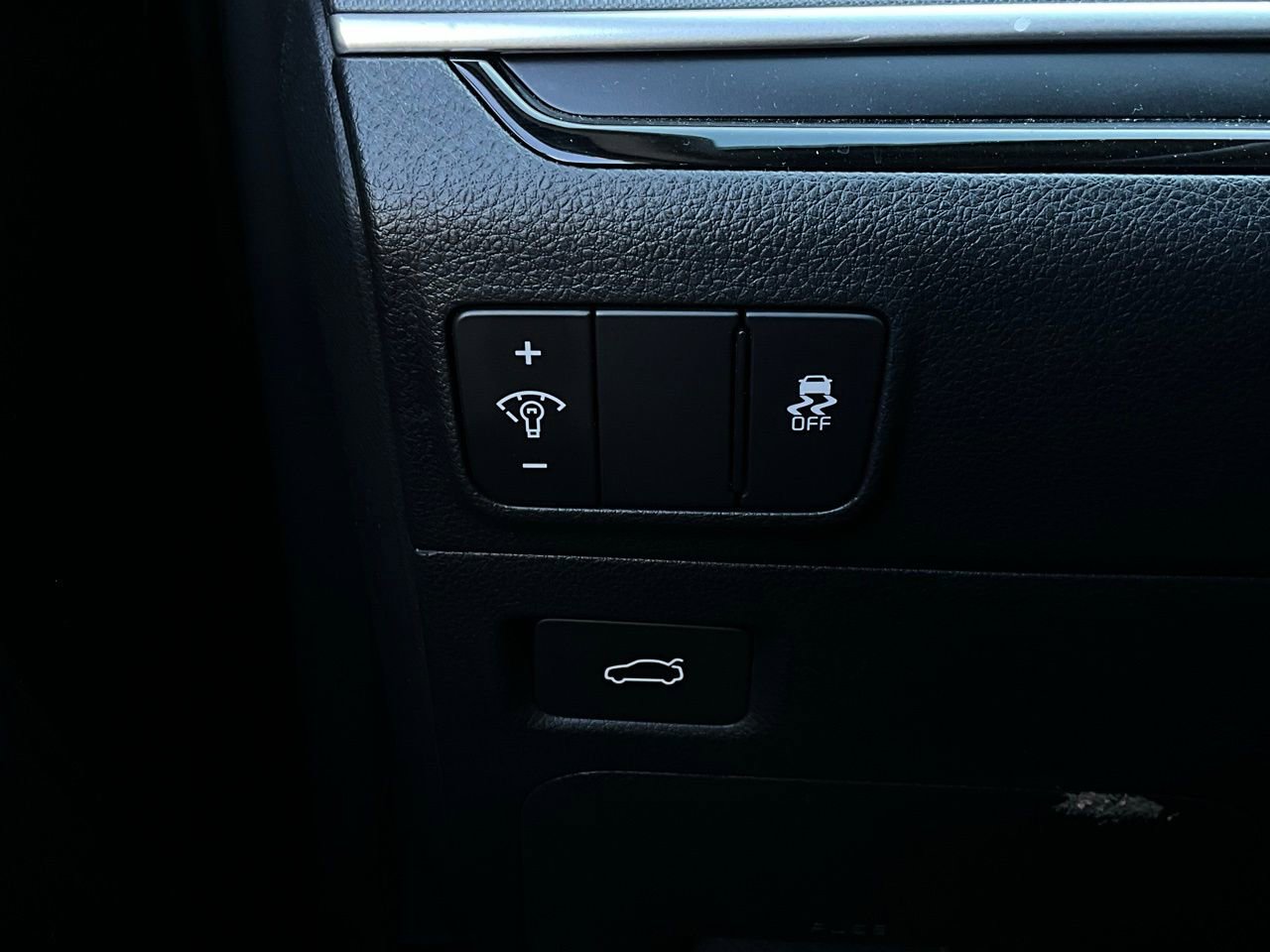 Used 2025 Kia K5 LXS image 21