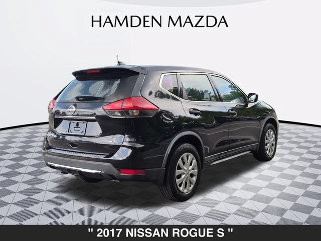 Used 2017 Nissan Rogue S AWD/4WD image 3