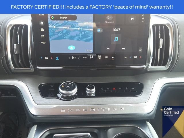 Used 2025 Ford Expedition Platinum w/ Driver's Package AWD/4WD image 40