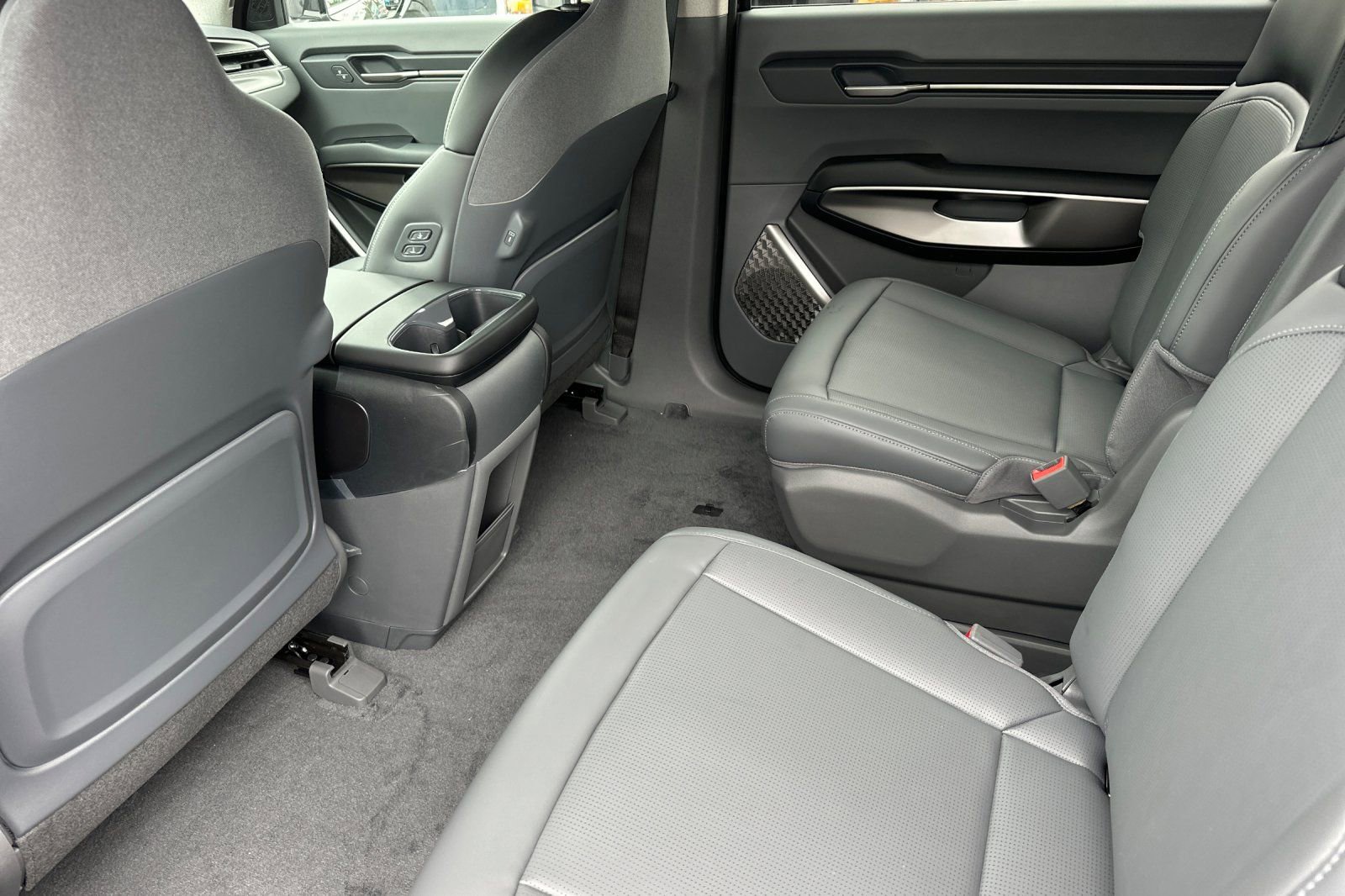 New 2026 Kia EV9 Light RWD image 12