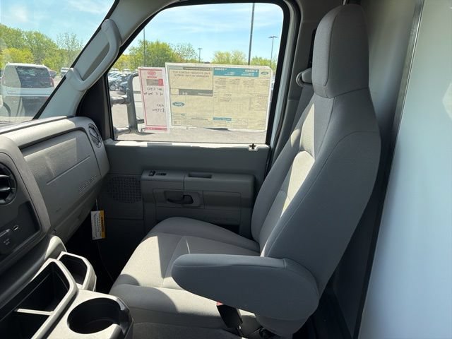 New 2025 Ford E-350 and Econoline 350 Super Duty w/ Power Equipment Group RWD image 17