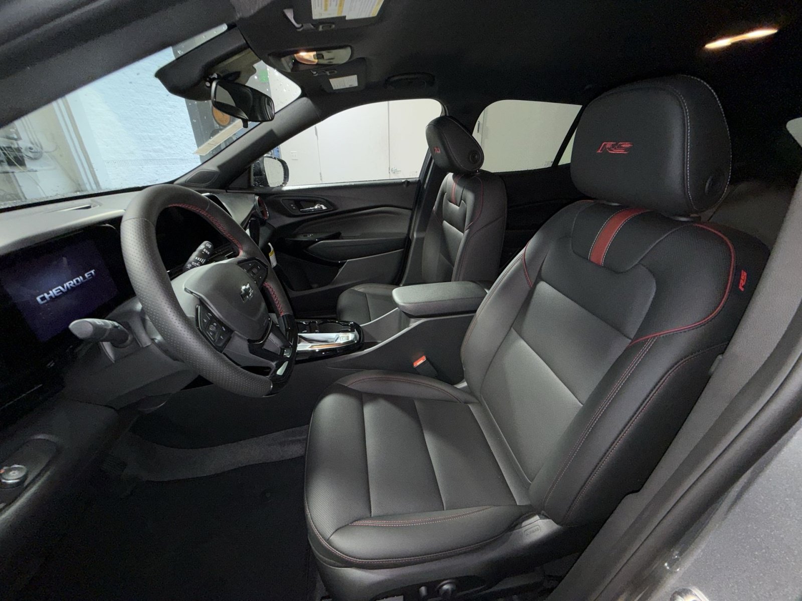 New 2026 Chevrolet Trax RS w/ Driver Confidence Package FWD image 14