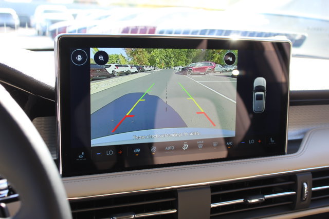 Certified 2026 Lincoln Corsair Premiere AWD/4WD image 24