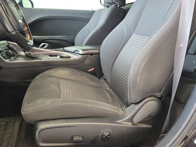 Used 2018 Dodge Challenger SXT w/ Blacktop Package RWD image 13