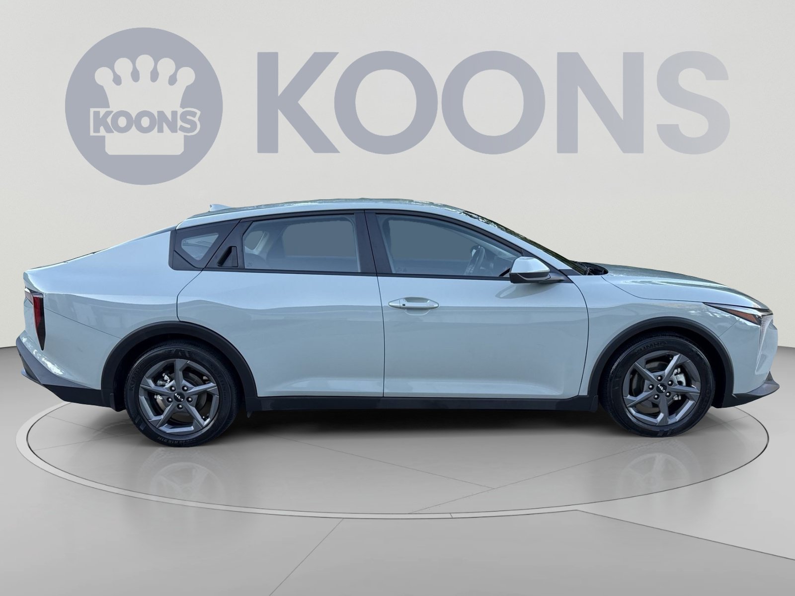 Used 2025 Kia K4 FWD image 8
