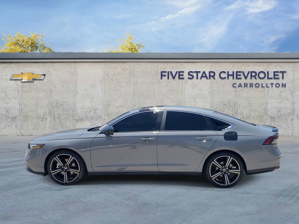 Used 2025 Honda Accord Sport image 5