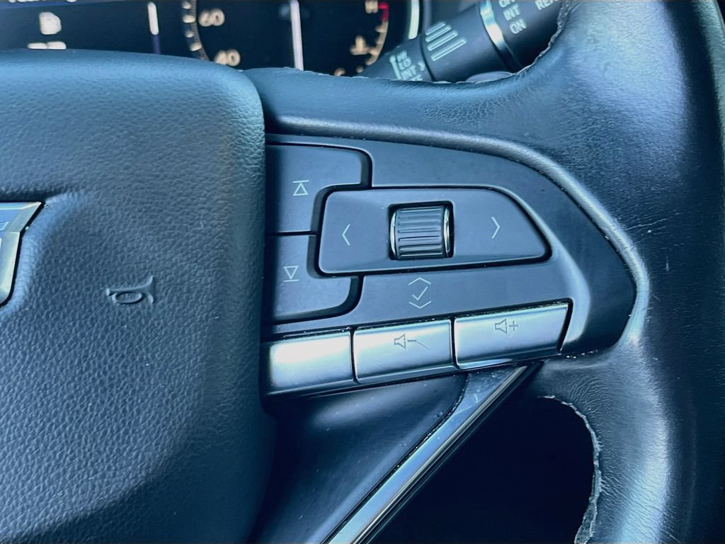 Used 2022 Cadillac XT6 Luxury FWD image 20