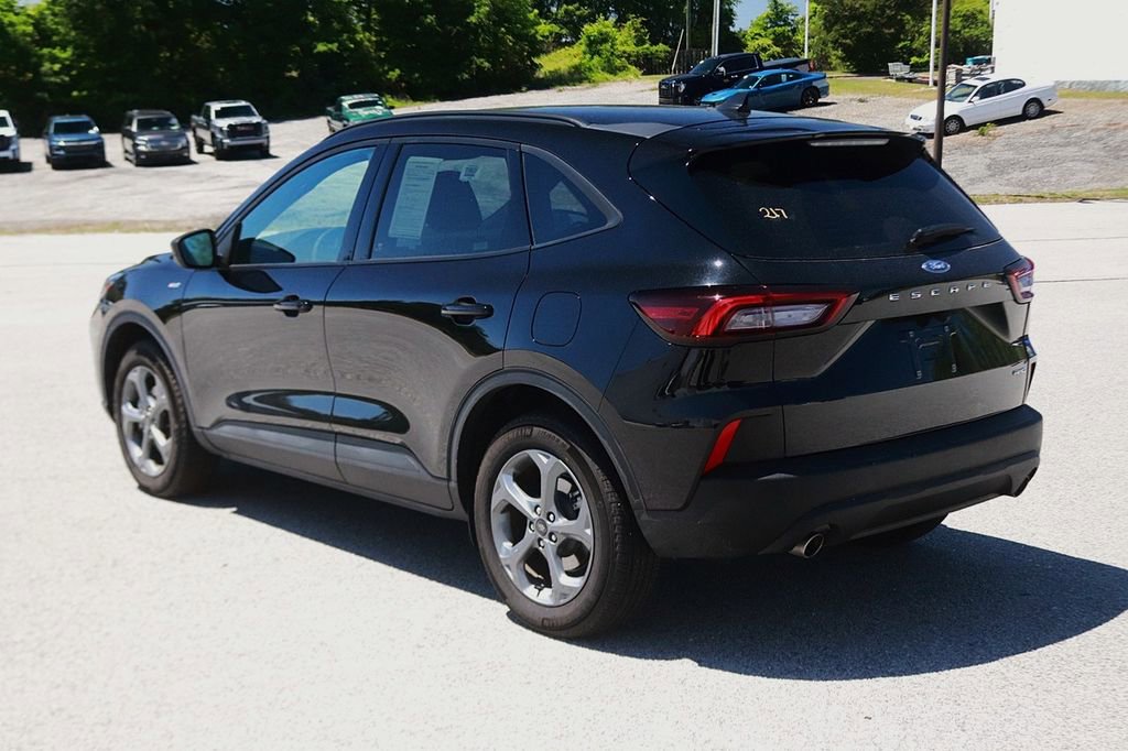 Used 2025 Ford Escape ST-Line AWD/4WD image 5