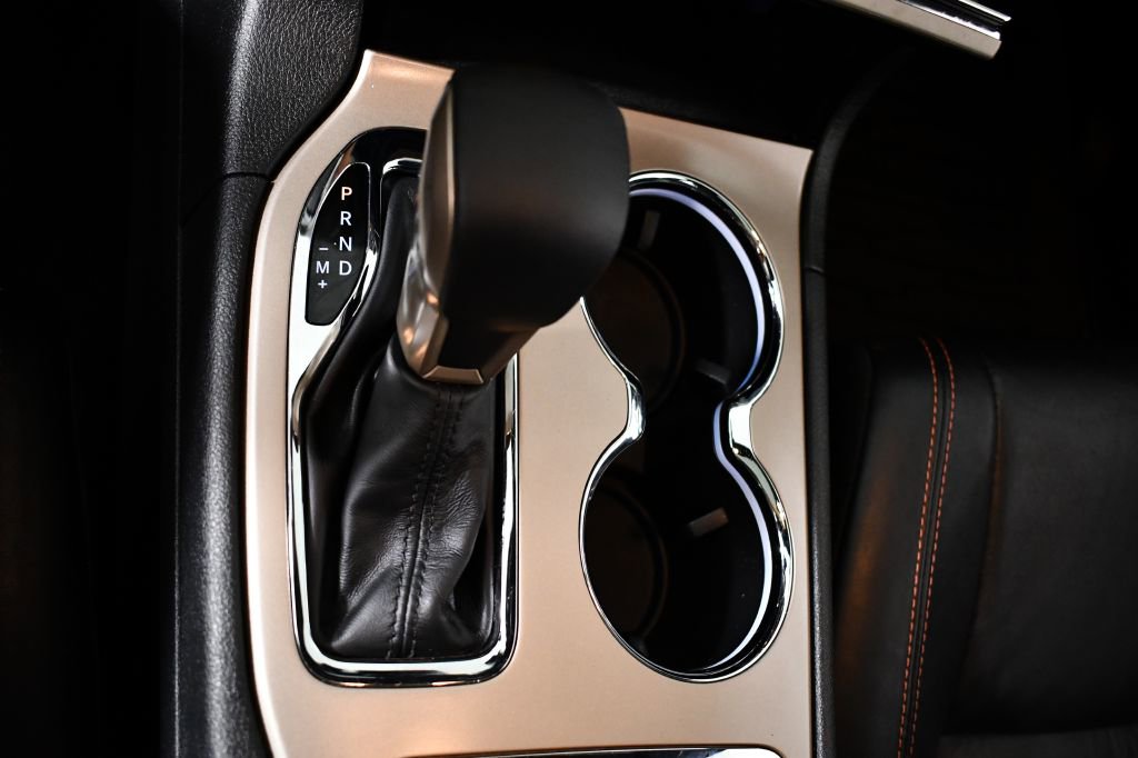 Used 2016 Jeep Grand Cherokee Limited 75th Anniversary image 29