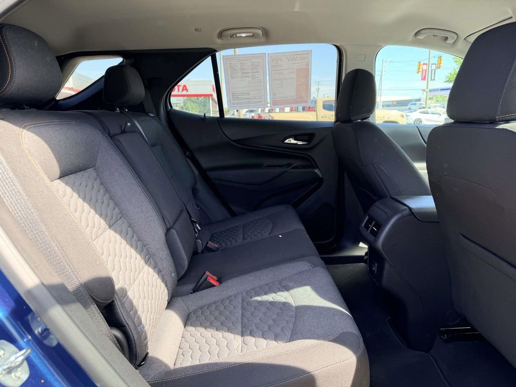 Used 2021 Chevrolet Equinox LT AWD/4WD image 15