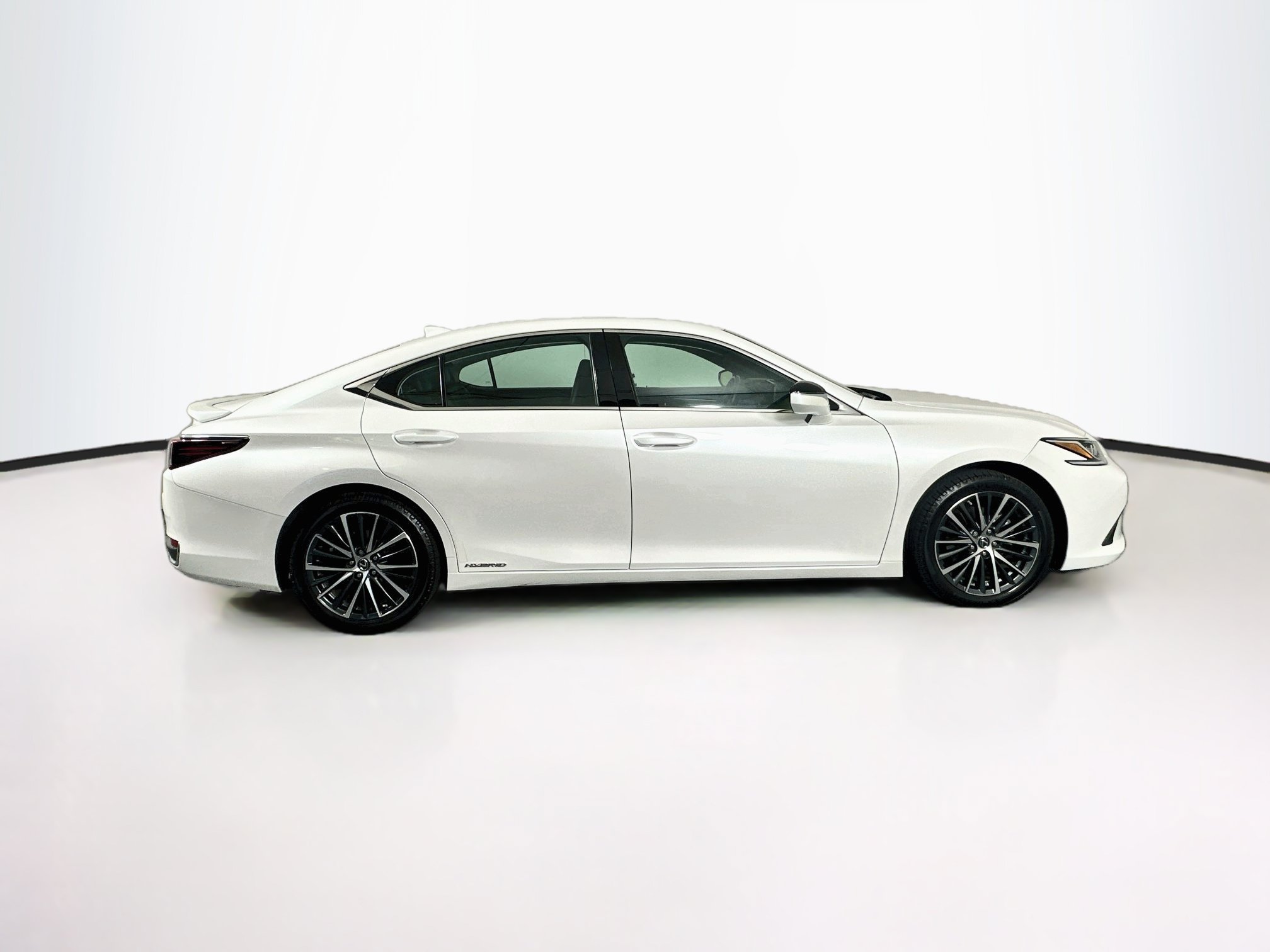 Used 2022 Lexus ES 300h w/ Premium Package FWD image 10