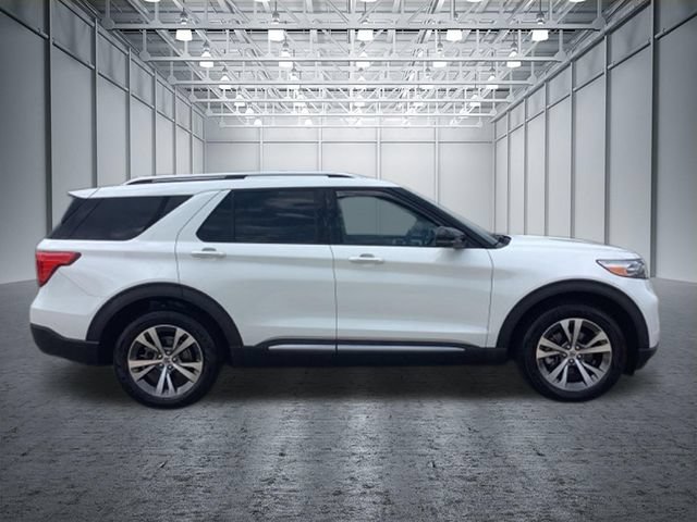 Used 2020 Ford Explorer Platinum w/ Premium Technology Package AWD/4WD image 4