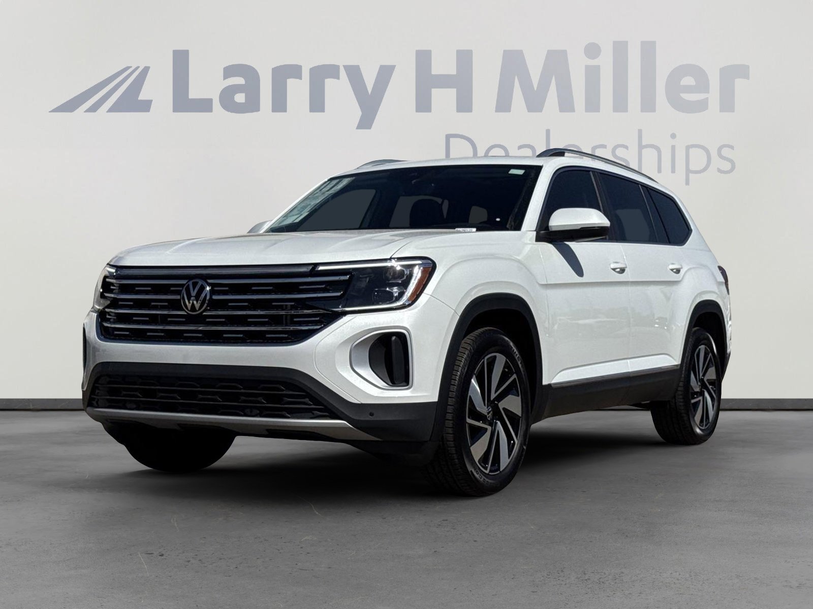 New 2025 Volkswagen Atlas SEL