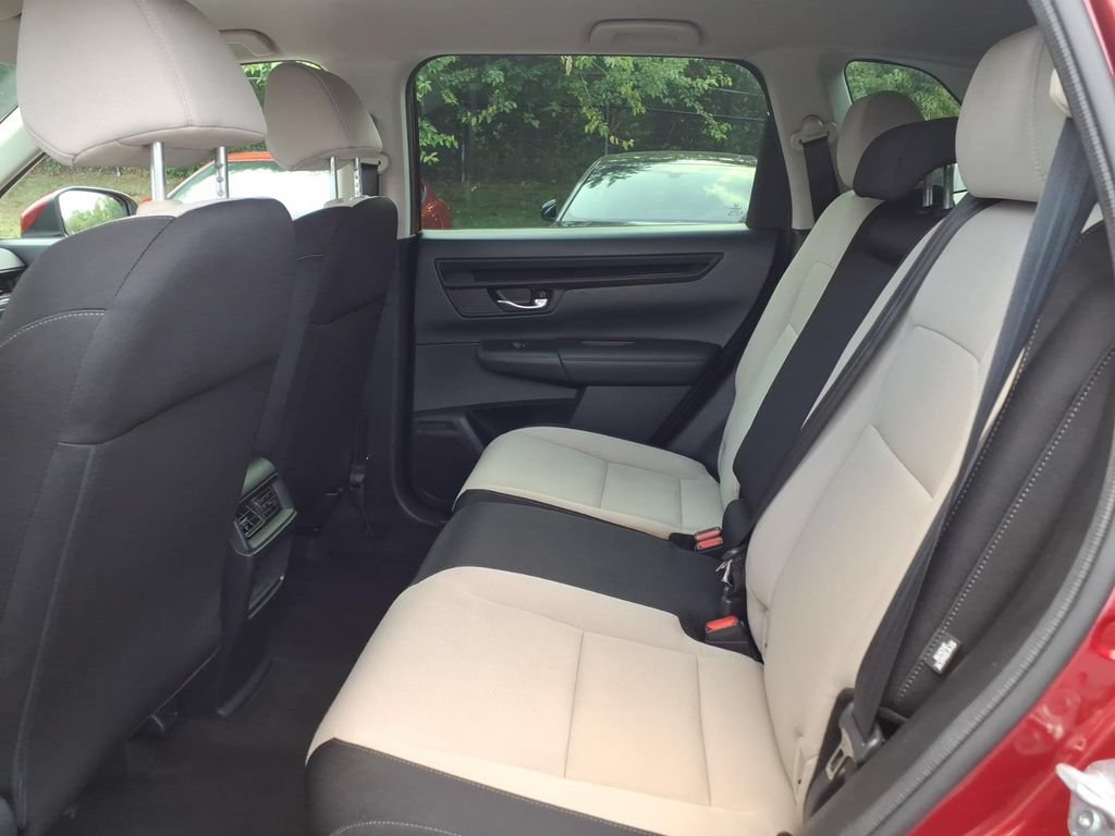 Used 2023 Honda CR-V LX image 17