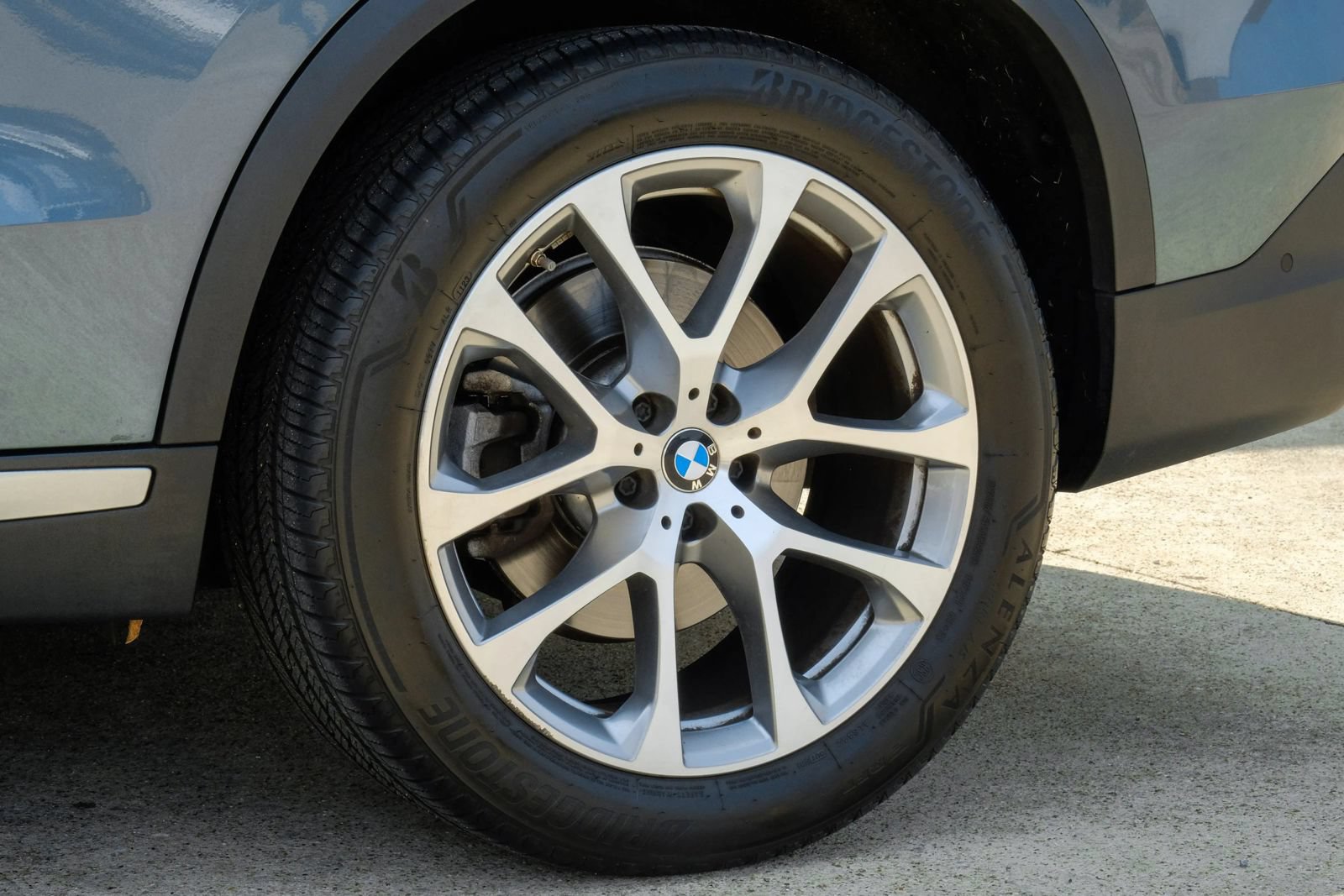 Used 2024 BMW X5 sDrive40i w/ Premium Package RWD image 65