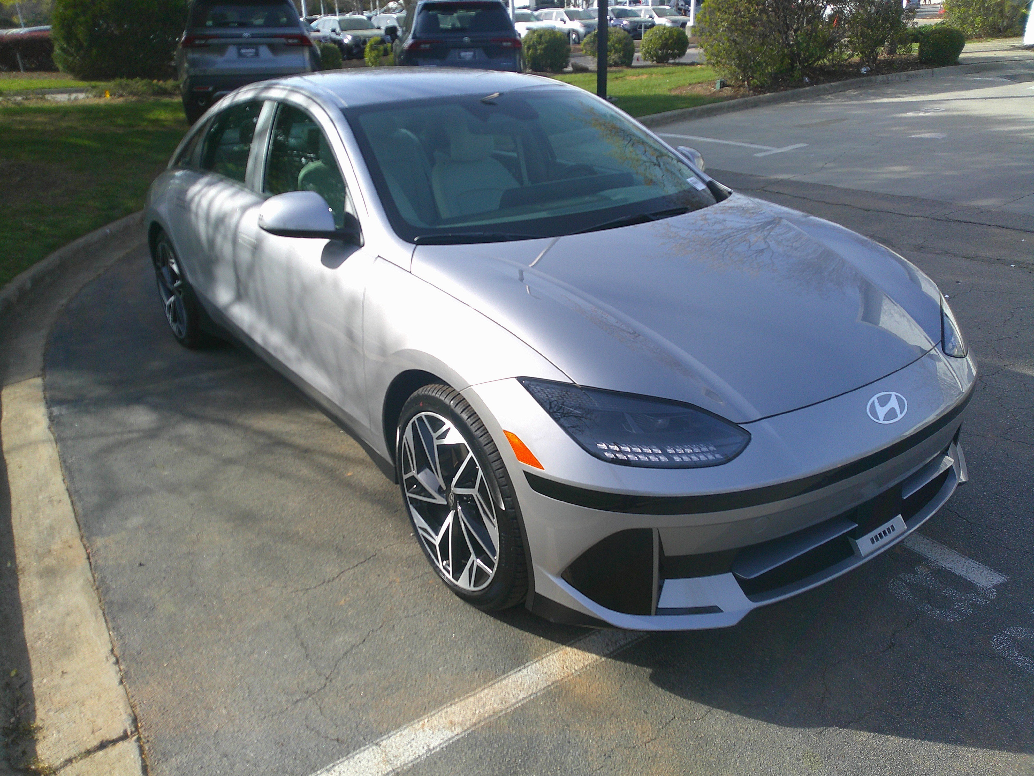 Used 2023 Hyundai Ioniq 6 SEL w/ Cargo Package image 2