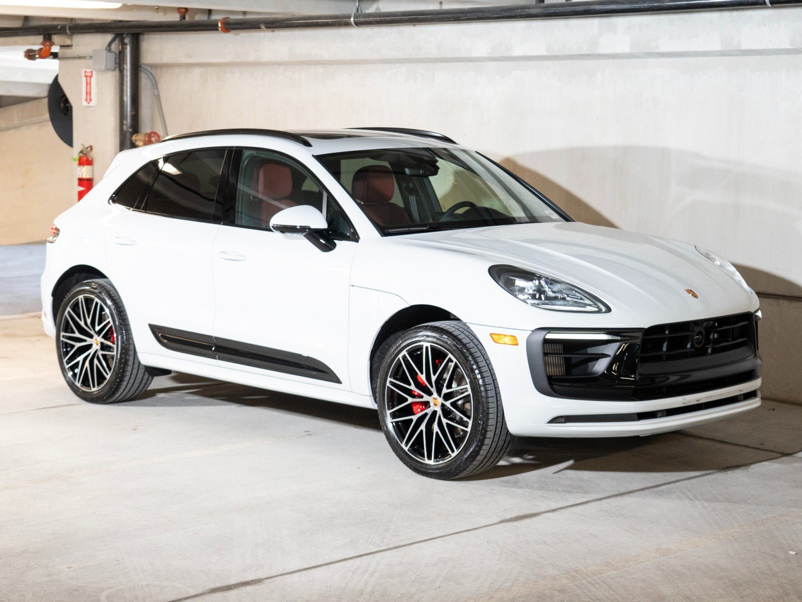New 2026 Porsche Macan S AWD/4WD image 7