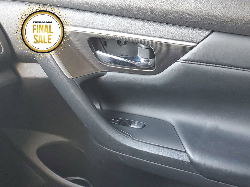 Used 2013 Nissan Altima 2.5 SL w/ Technology Pkg image 24