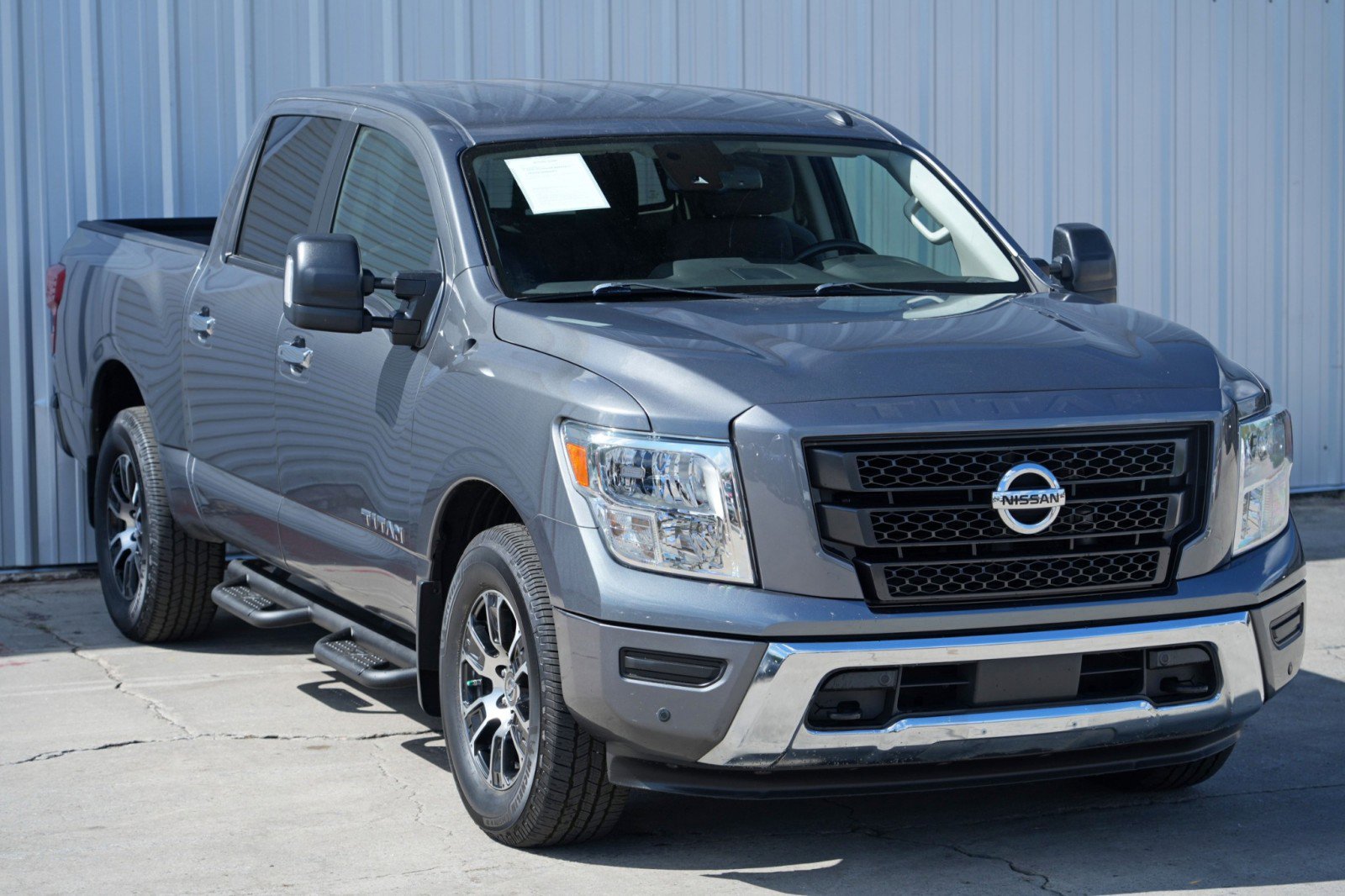 Used 2021 Nissan Titan SV w/ SV Convenience Package AWD/4WD image 45