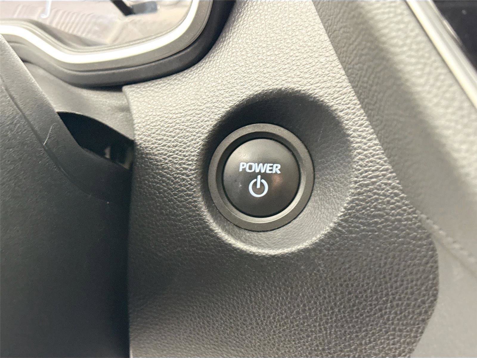 Used 2024 Toyota Corolla Cross XSE w/ Convenience Package image 21