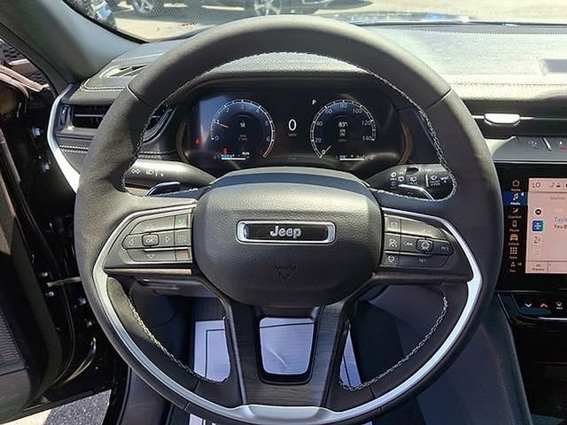 New 2026 Jeep Grand Cherokee Altitude AWD/4WD image 18