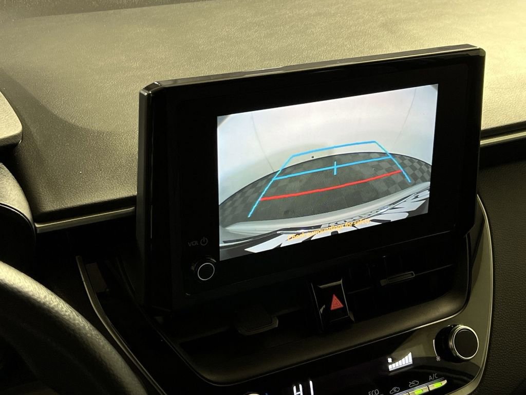 Used 2024 Toyota Corolla LE image 17
