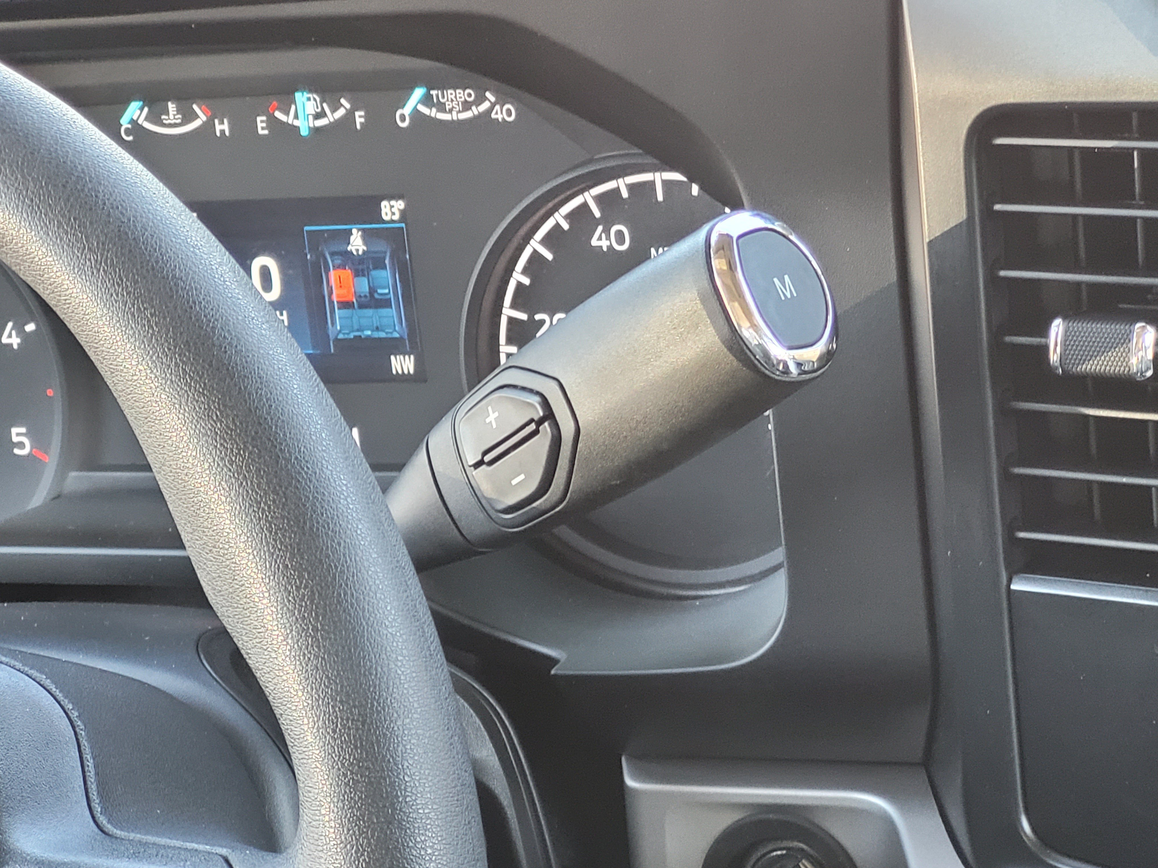 Used 2024 Ford F350 XLT AWD/4WD image 17
