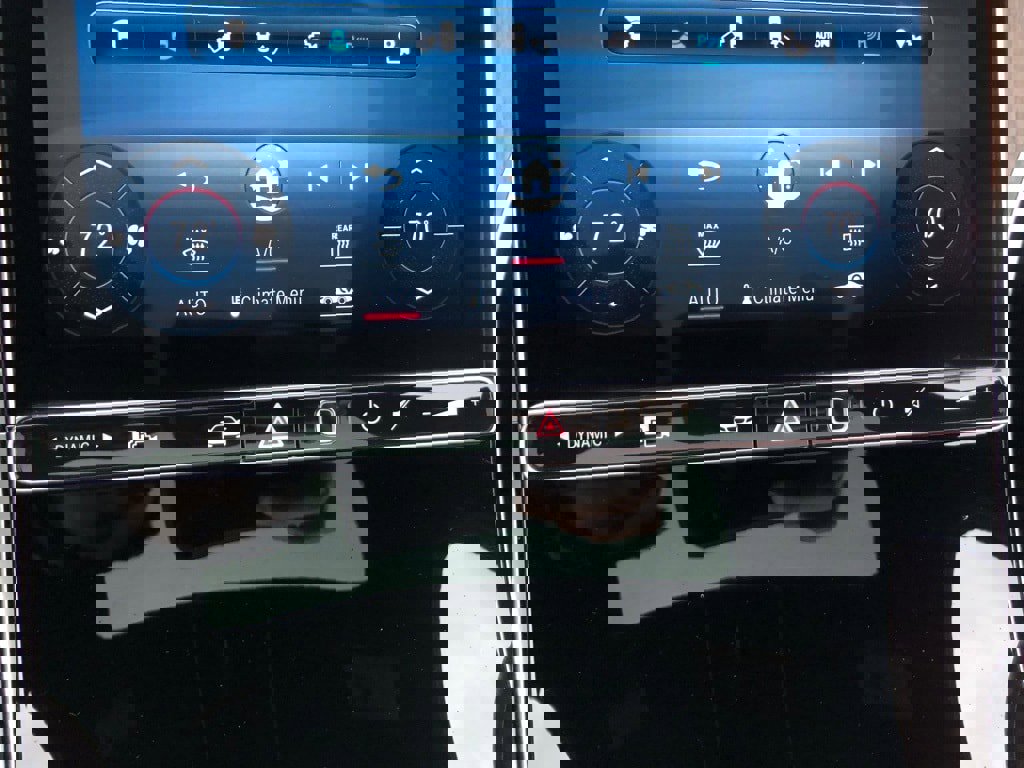 Certified 2023 Mercedes-Benz GLC 300 4MATIC image 29