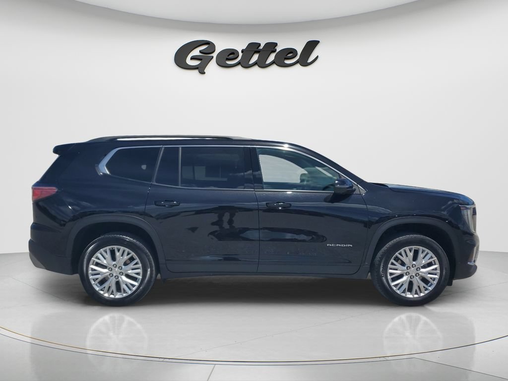 Used 2025 GMC Acadia Elevation w/ Elevation Premium Package FWD image 3