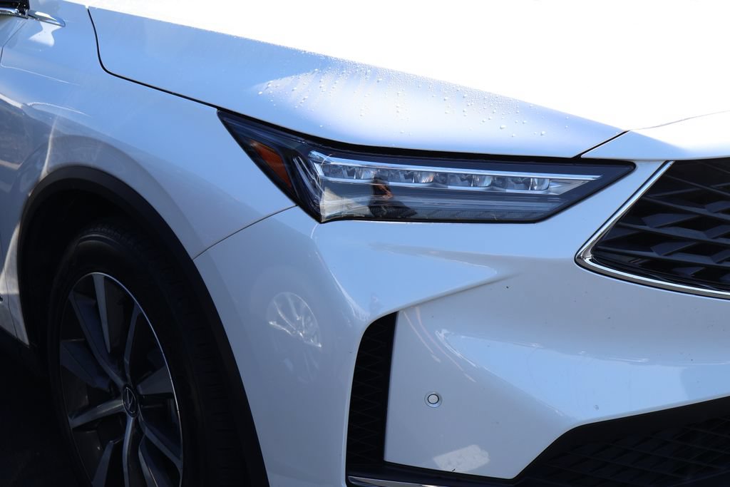 Used 2025 Acura MDX FWD w/ Technology Package image 4