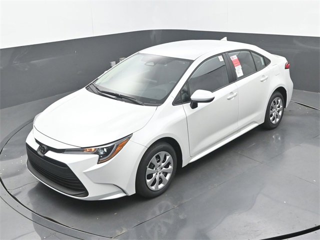 New 2026 Toyota Corolla LE image 30