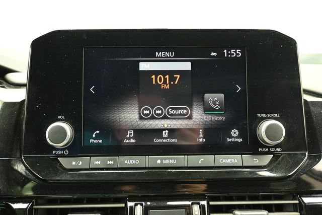 Used 2025 Nissan Pathfinder SV FWD image 33