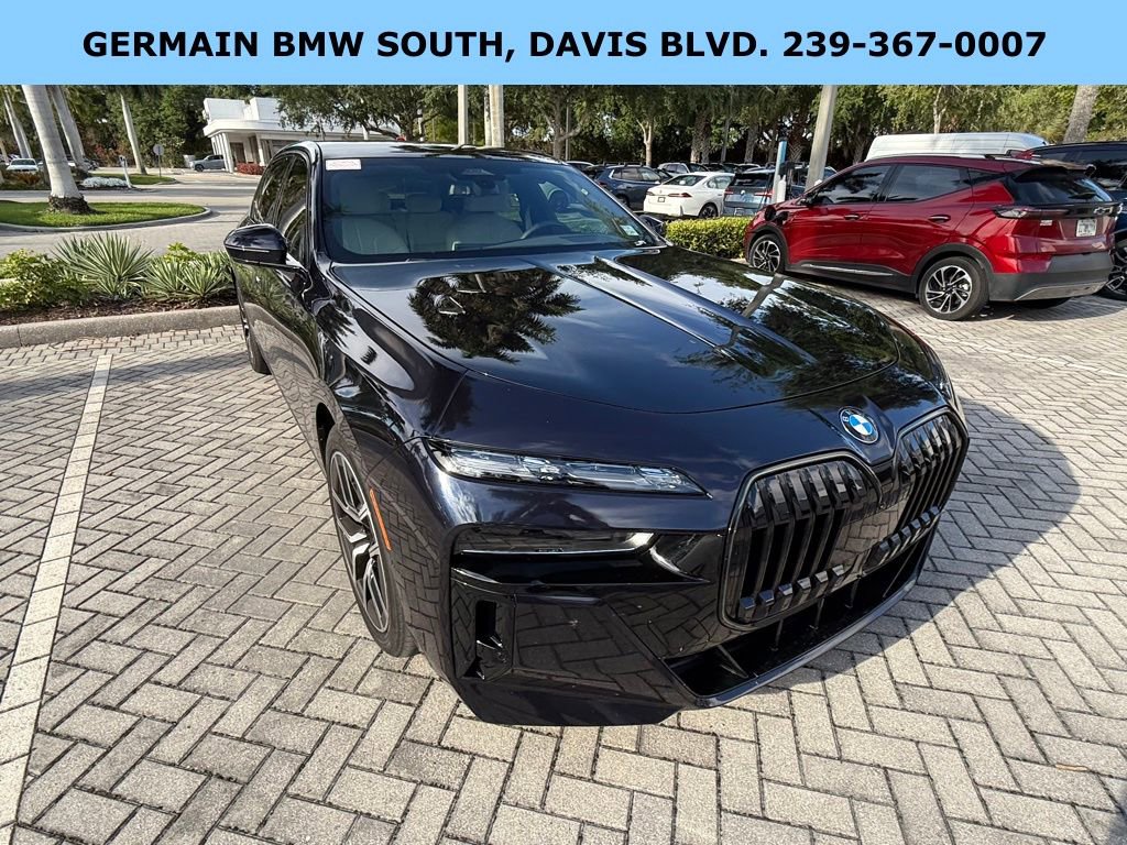 Certified 2025 BMW 760i xDrive w/ Executive Package image 13