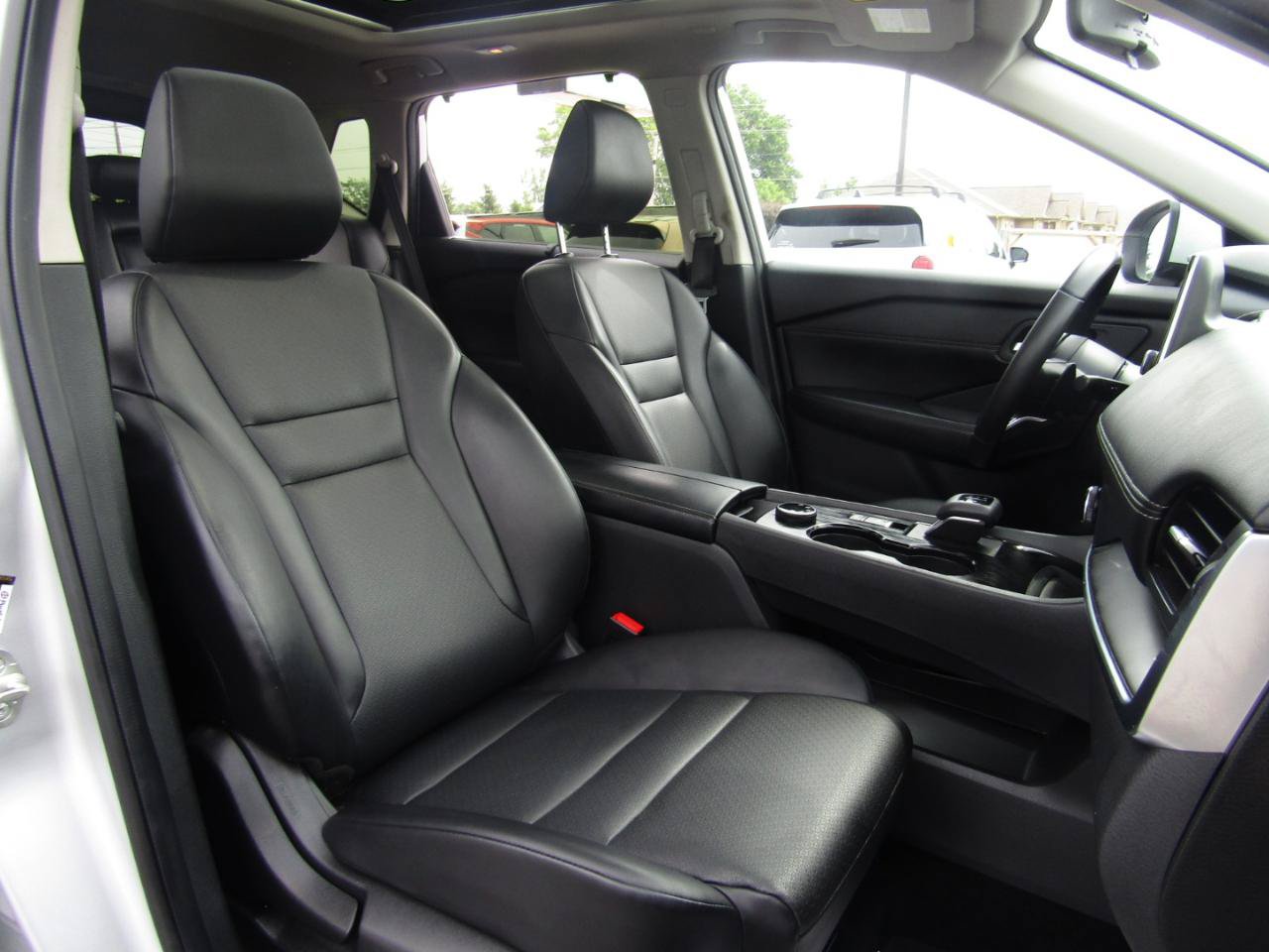Used 2024 Nissan Rogue SV w/ SV Premium Package AWD/4WD image 25