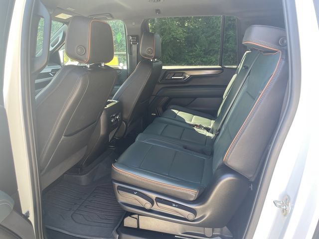 Certified 2025 GMC Yukon XL AT4 w/ LPO, Floor Liner Package AWD/4WD image 21