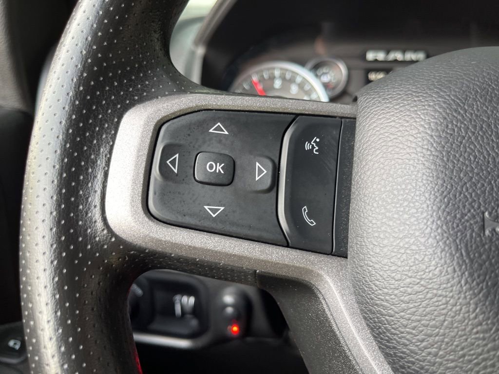 Used 2024 RAM 2500 Tradesman w/ Chrome Appearance Group image 33