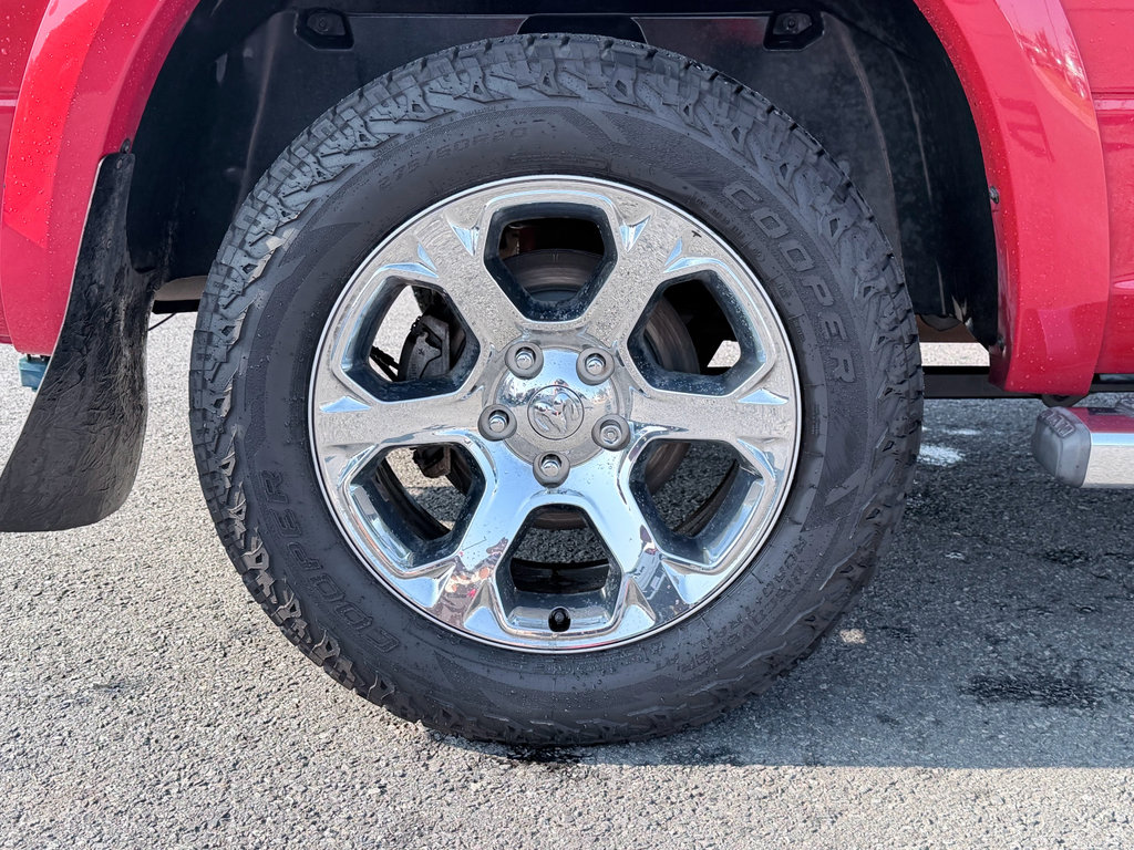 Used 2016 RAM 1500 Laramie w/ Convenience Group AWD/4WD image 22