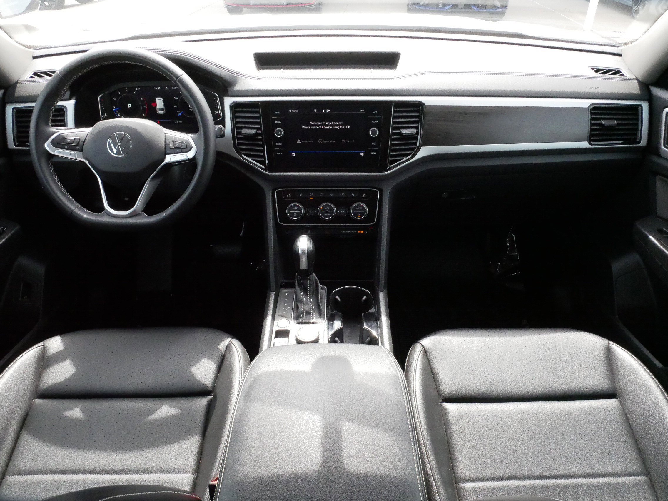 Certified 2023 Volkswagen Atlas SE AWD/4WD image 10