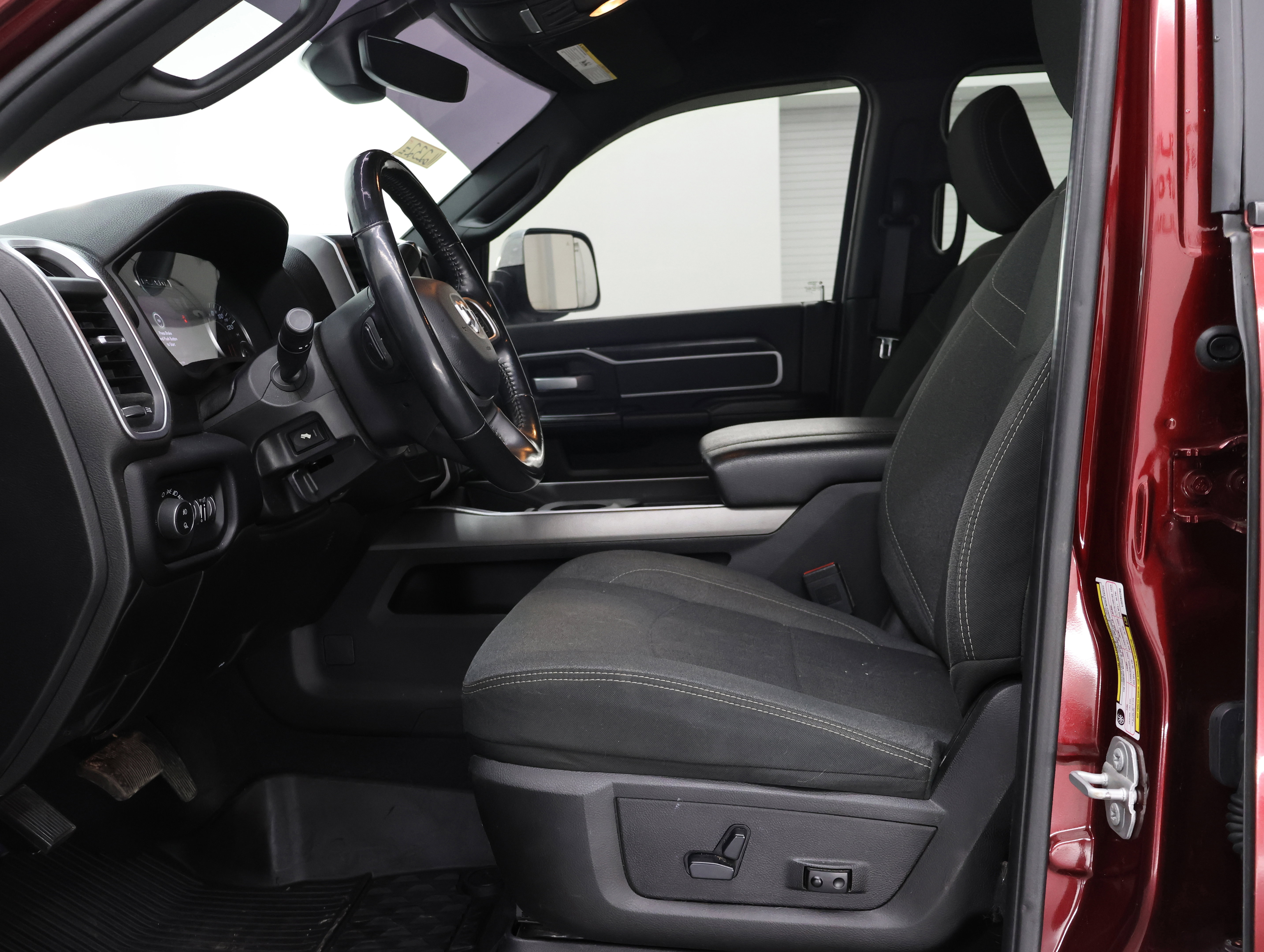 Used 2020 RAM 2500 Big Horn w/ Level 2 Equipment Group image 7