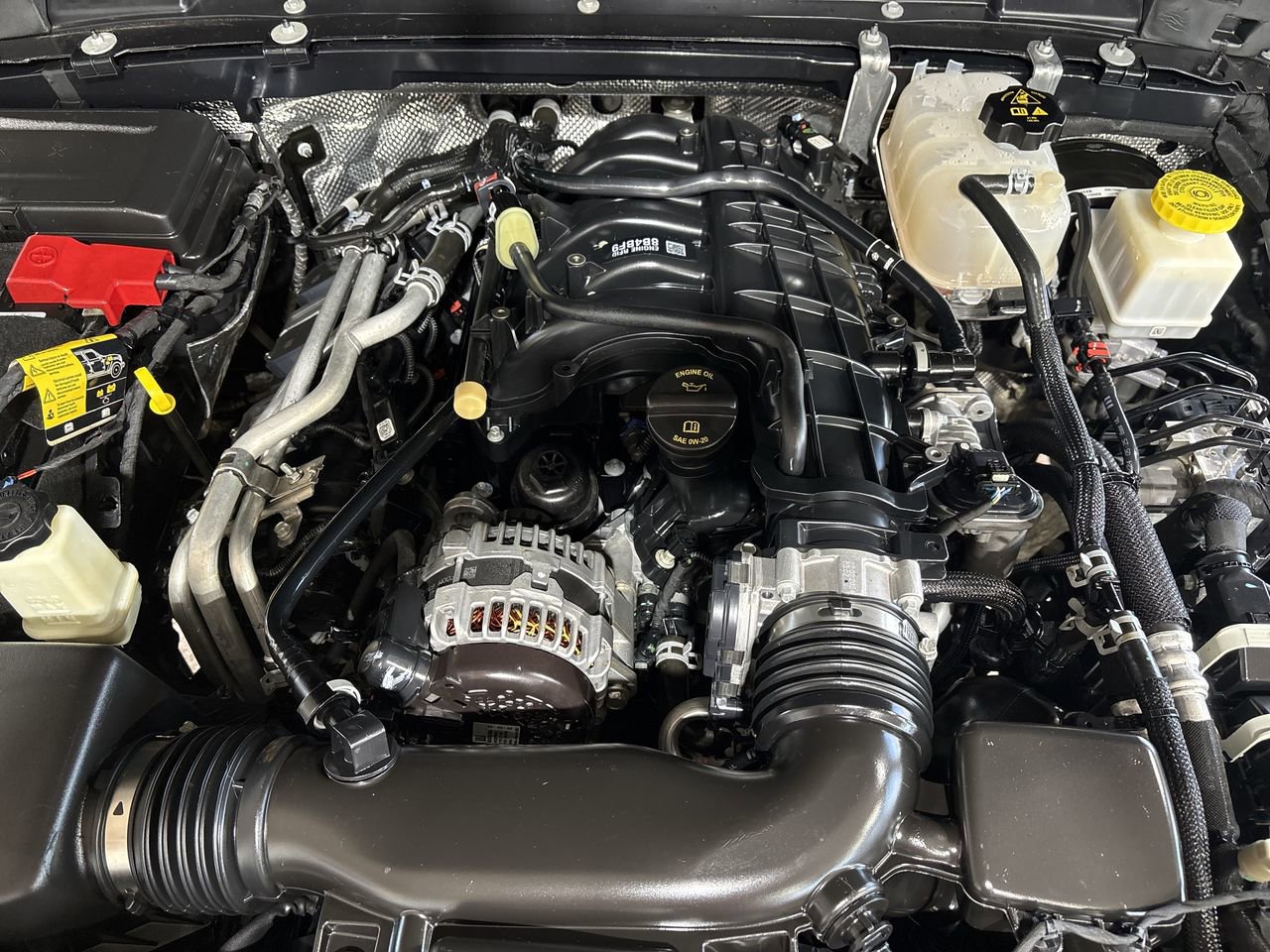 Used 2024 Jeep Gladiator Mojave AWD/4WD image 26