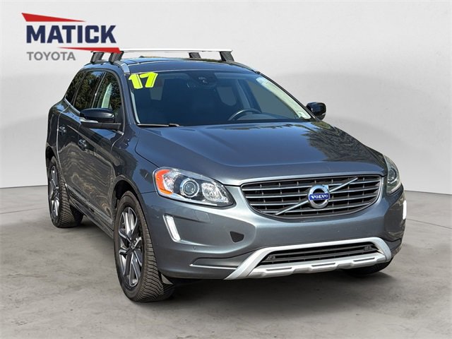 Used 2017 Volvo XC60 T6 Dynamic w/ Preferred Option Package