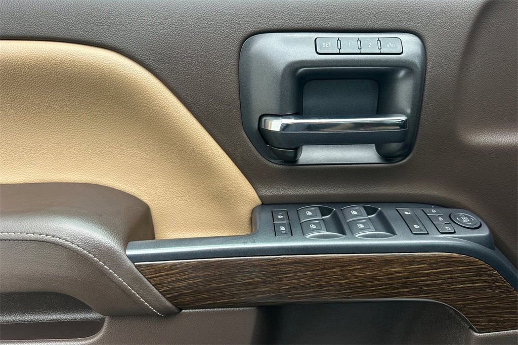 Used 2018 GMC Sierra 2500 Denali w/ Duramax Plus Package image 11