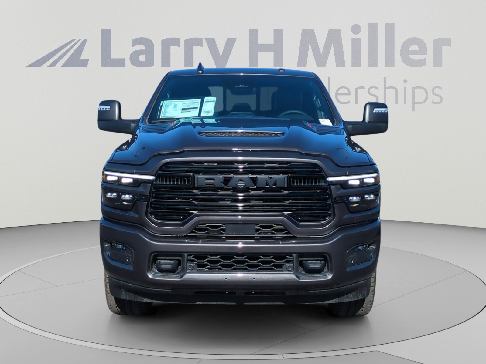 New 2026 RAM 2500 Laramie AWD/4WD image 8